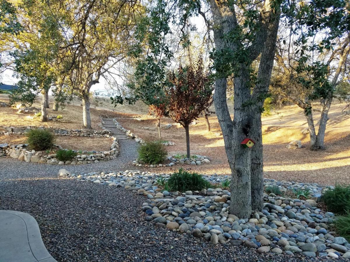 Oak Retreat By Yosemite National Park Apartment Корсголд Екстериор снимка